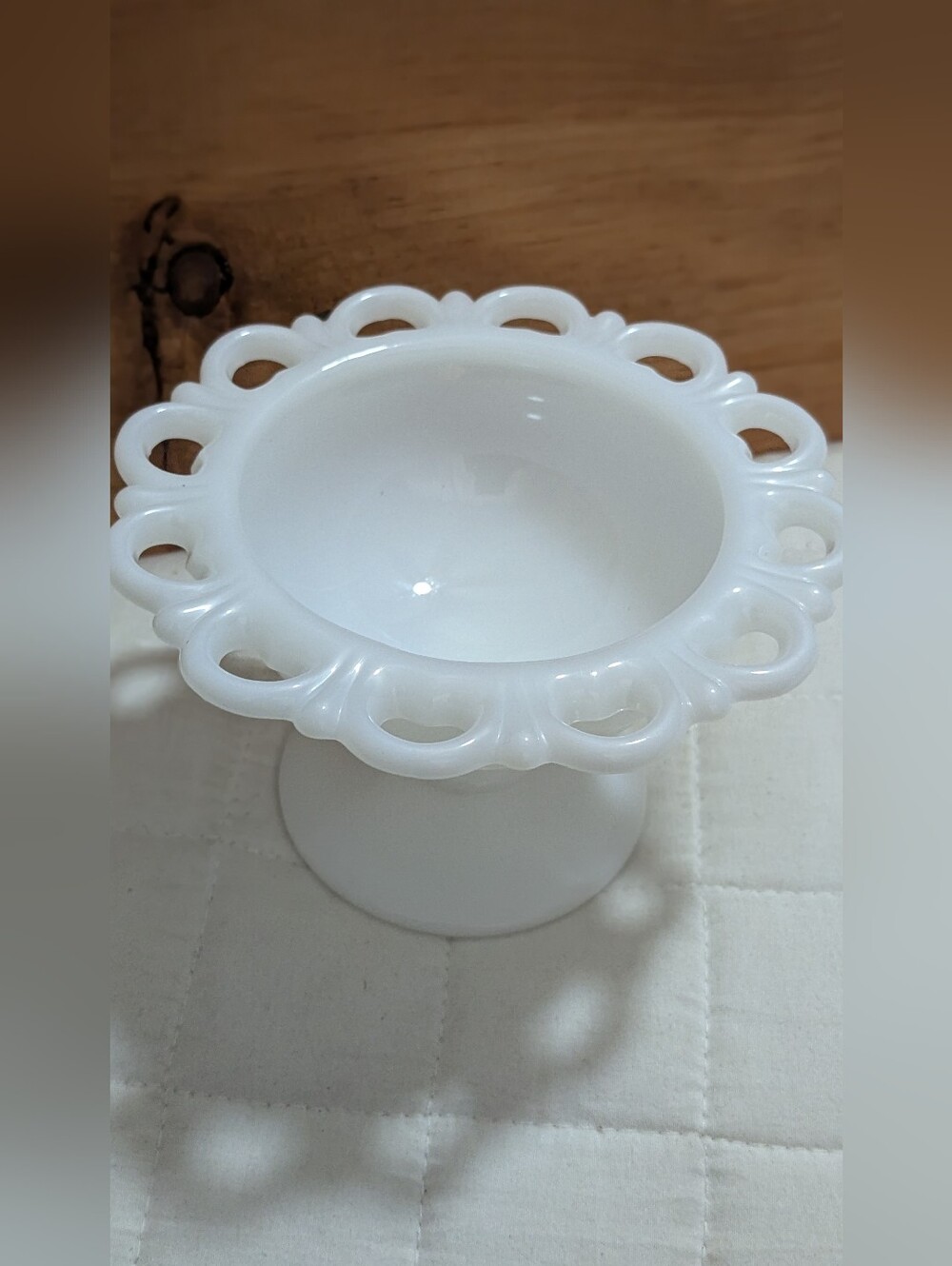 VTG Anchor Hocking Old Colony Lace Edges Footed Pestal Milk Glass Bowl